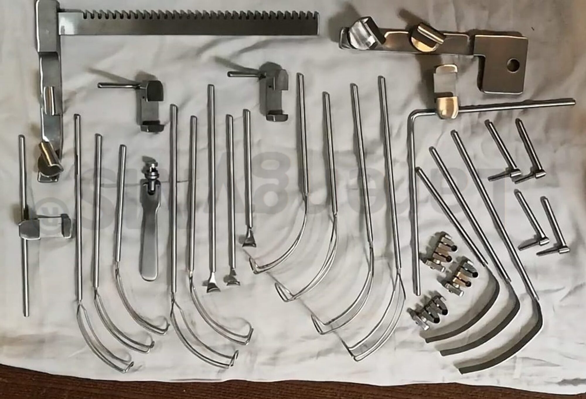 Cooley Cosgrove Mitral Heart Valve Retracter Set, 23Units/Bolling Mitral Cardiovascular in S.Steel German..