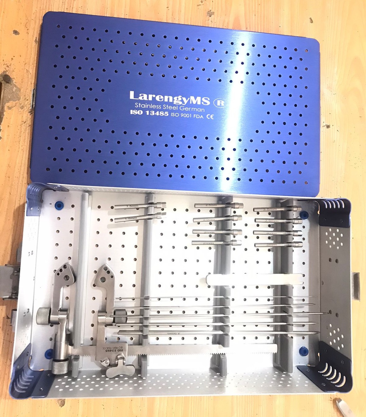 Distraction And Reduction System Set for Fractures And Osteotomy Veterinary Orthopedic Instruments in Stainless Steel German. - Image 2