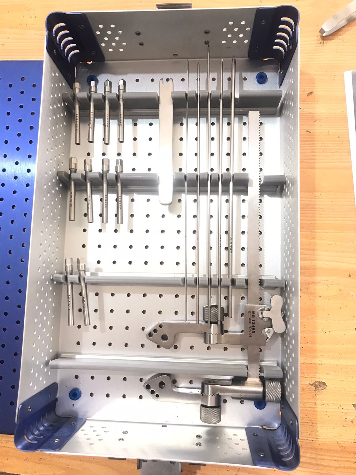 Distraction And Reduction System Set for Fractures And Osteotomy Veterinary Orthopedic Instruments in Stainless Steel German. - Image 3